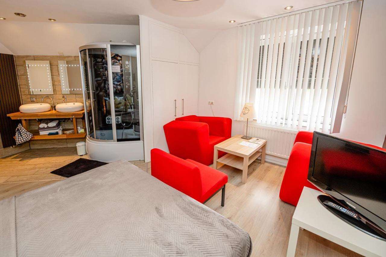 B & B M 3 Merkelbeek Экстерьер фото